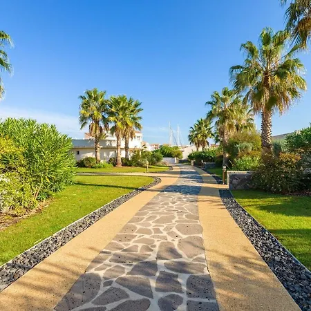 Holiday home 2 Bedroom For 6 *